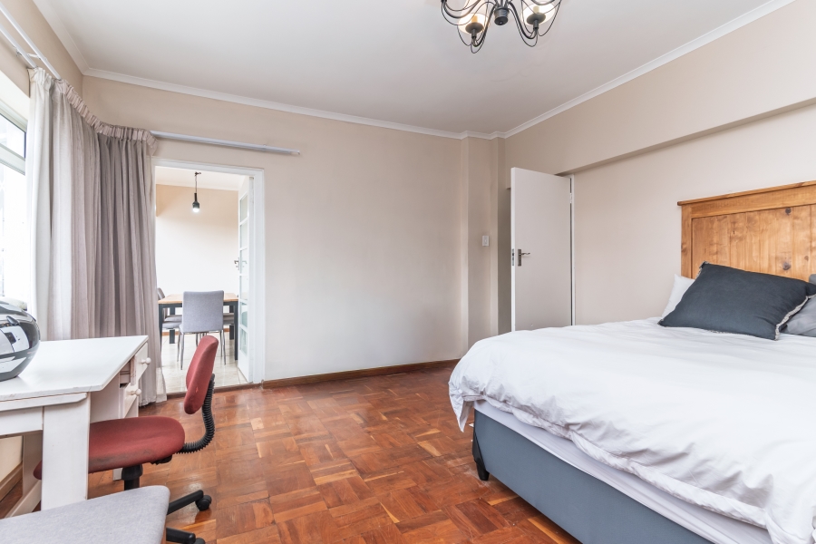 To Let 3 Bedroom Property for Rent in Green Point Western Cape